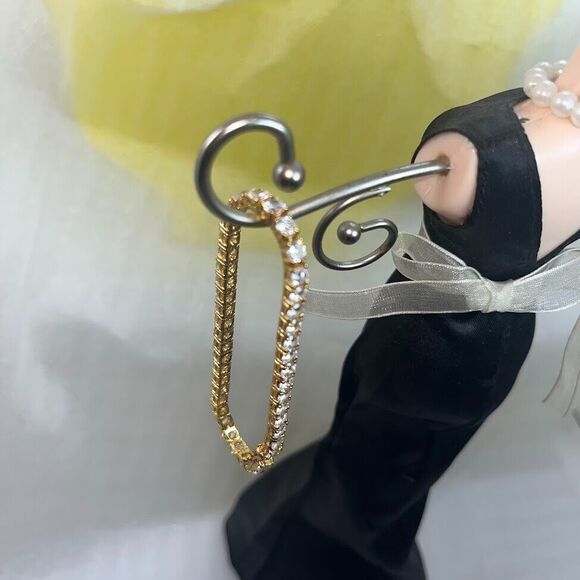 Vintage Premier Designs PD Gold Tone Rhinestone Tennis Bracelet Adjustable Slide - Picture 15 of 15